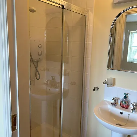 Number 2 Bank House Дом отдыха *