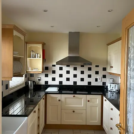 Дом отдыха Number 2 Bank House Скалл